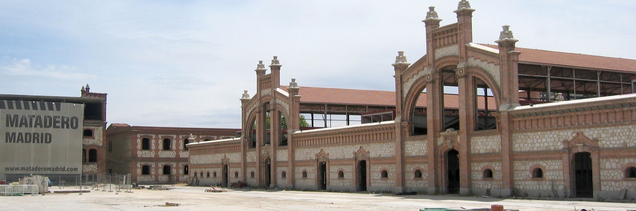 Trung tâm nghệ thuật Matadero Madrid (Matadero Madrid)