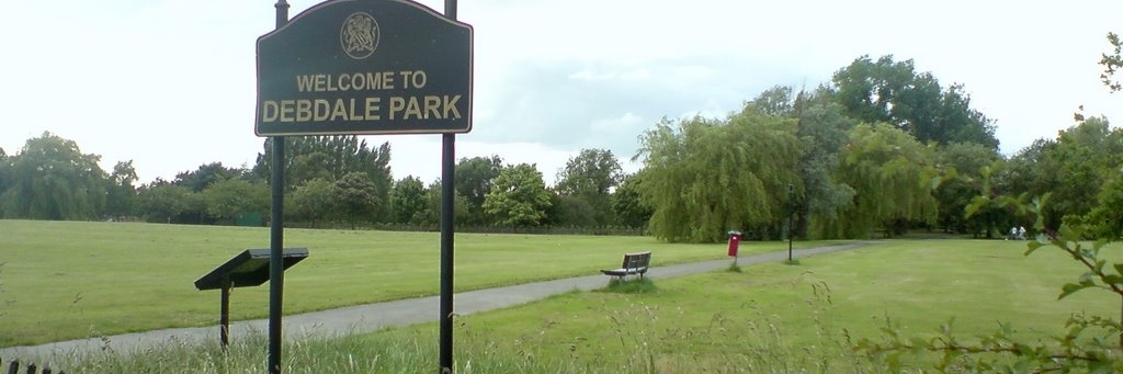 Công Viên Debdale (Debdale Park)