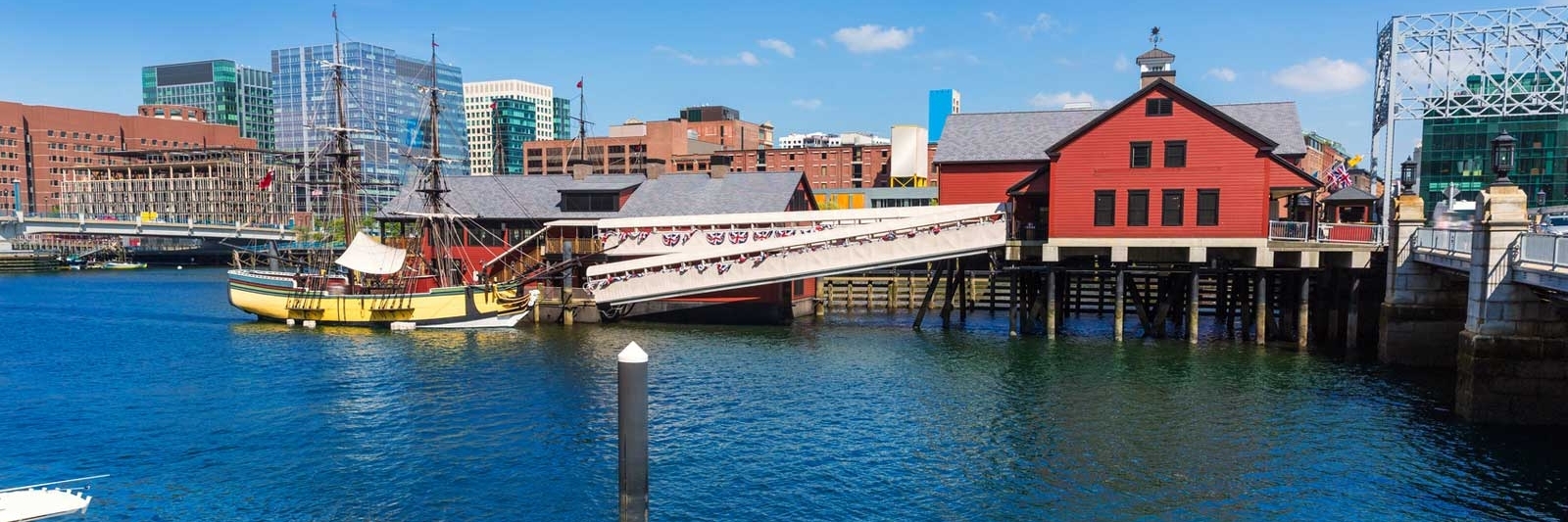 Bảo Tàng Và Tàu Tiệc Trà Boston (Boston Tea Party Ships & Museum)