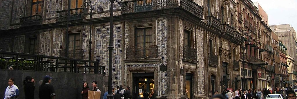 Cung điện Casa de los Azulejos
