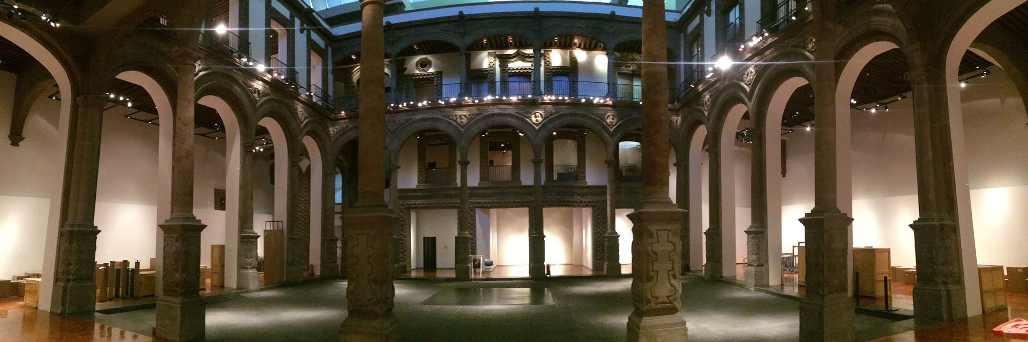 Cung điện De Iturbide (Palacio de Iturbide)