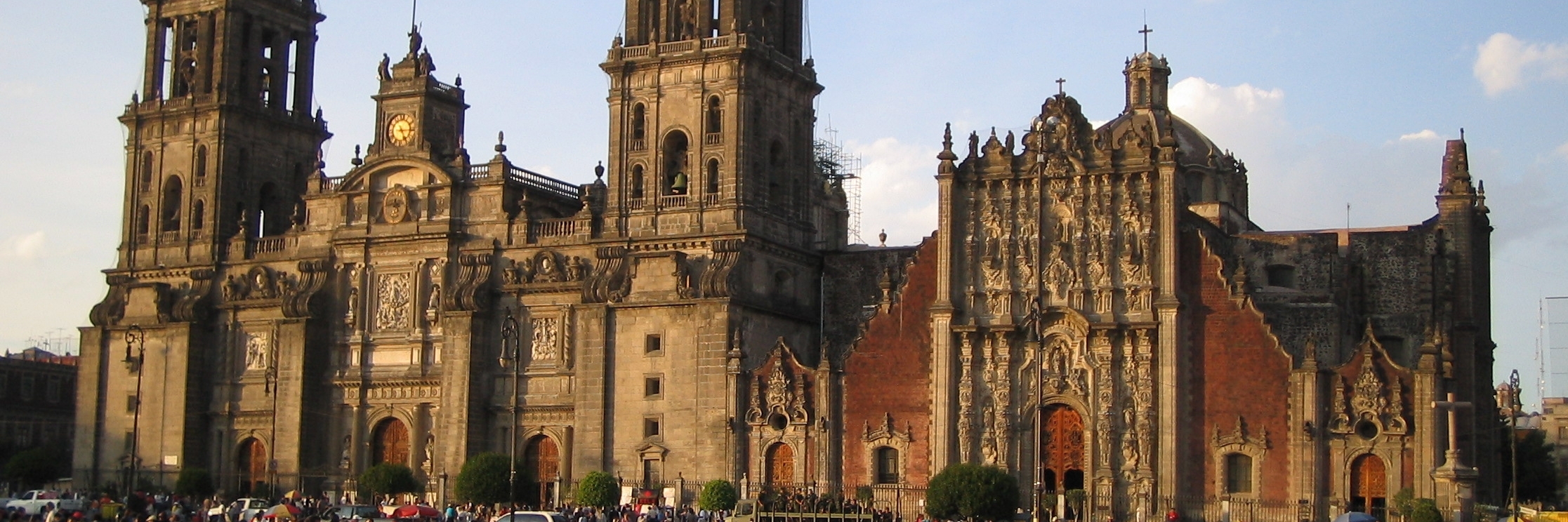 Nhà thờ Metropolitana (Catedral Metropolitana)