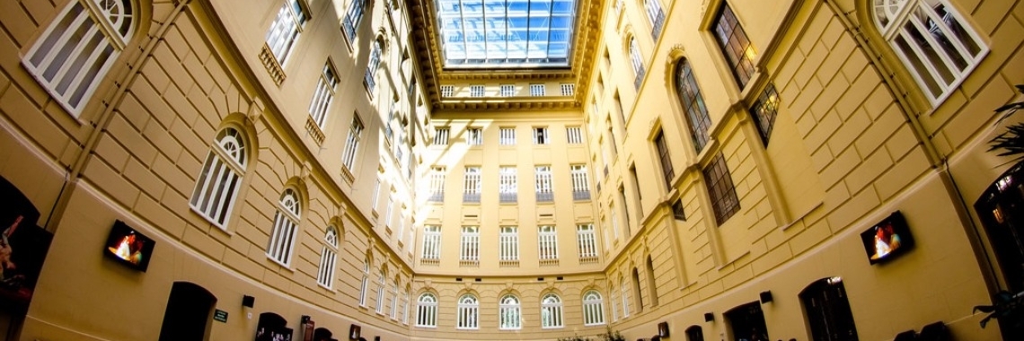 Trung tâm văn hoá Banco ở Brasil (Centro Cultural Banco do Brasil)