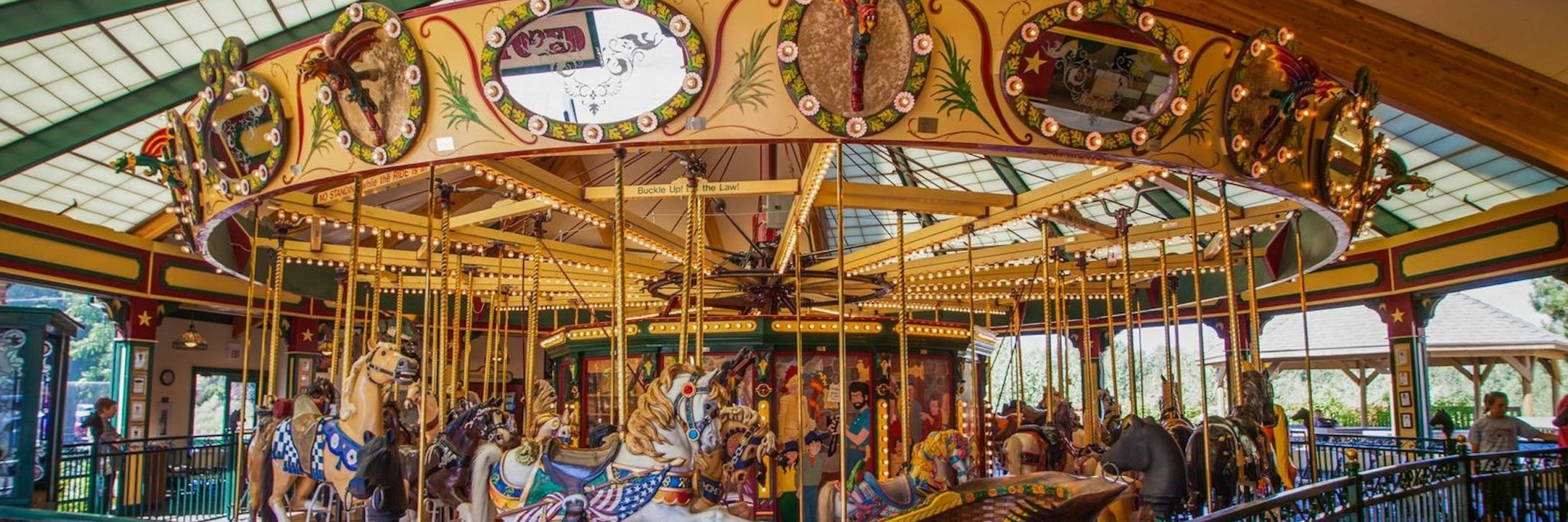 Vòng xoay ngựa gỗ Missoula (A Carousel for Missoula)