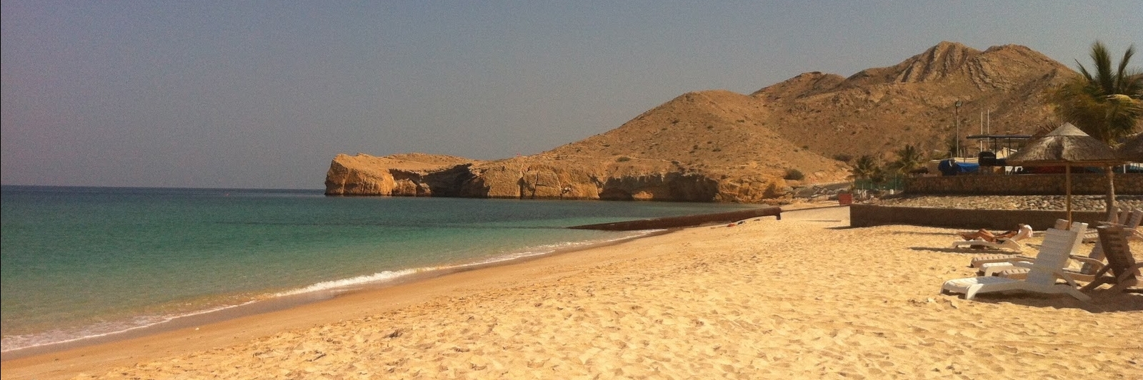 Bãi biển Azaiba (Azaiba Beach)