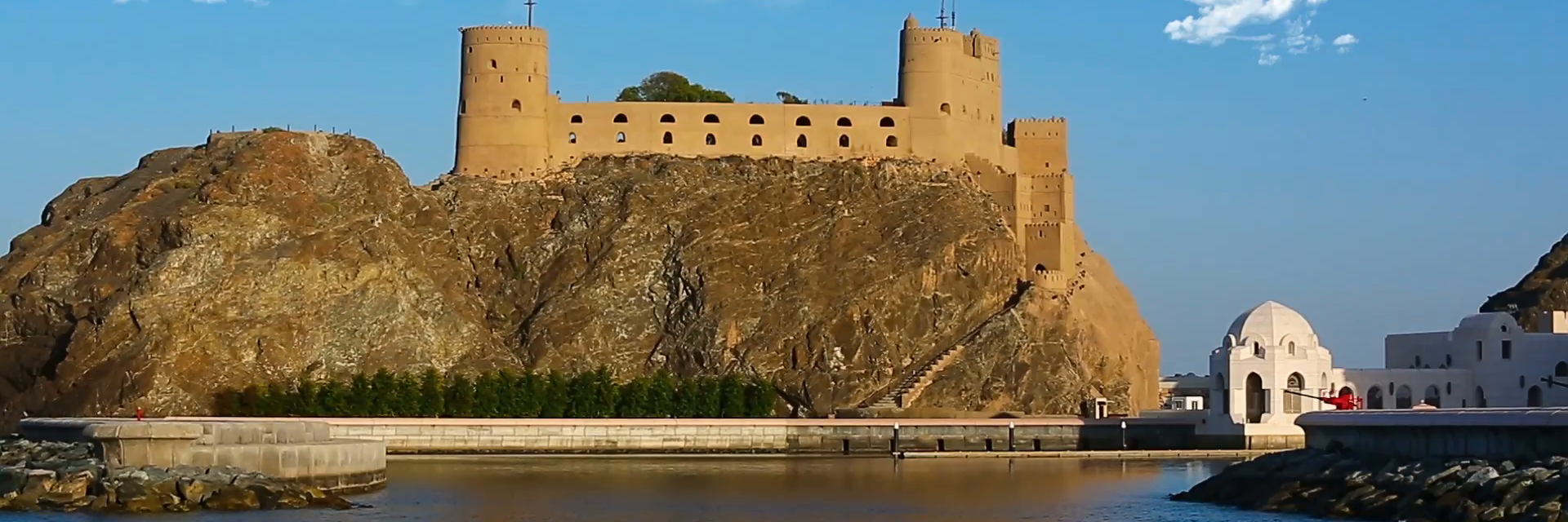 Lâu đài Đôi (Twin castle)