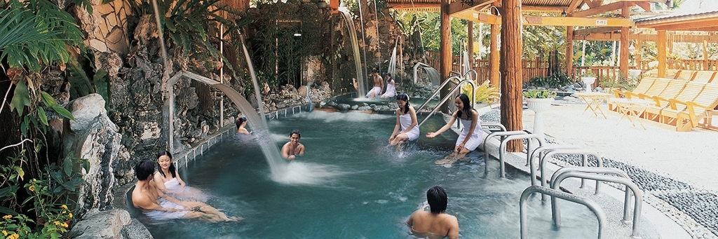 Suối nước nóng Dongpu (Dongpu Hot Springs)
