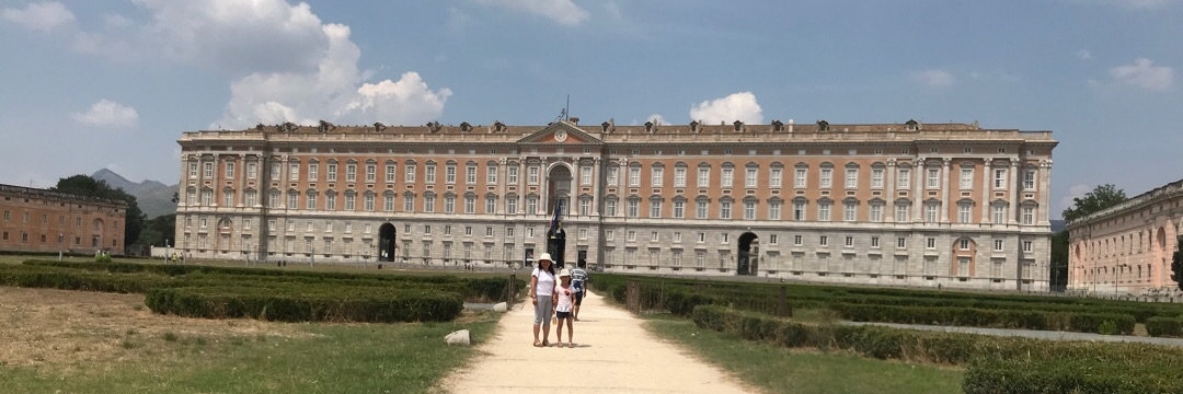 Cung điện Casat ( Reggia di Caserta)