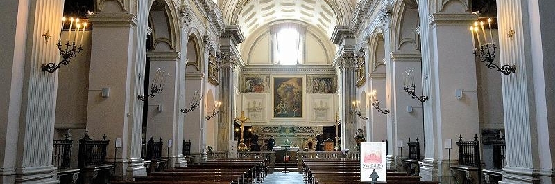 Nhà Thờ SantAnna dei Lombardi
