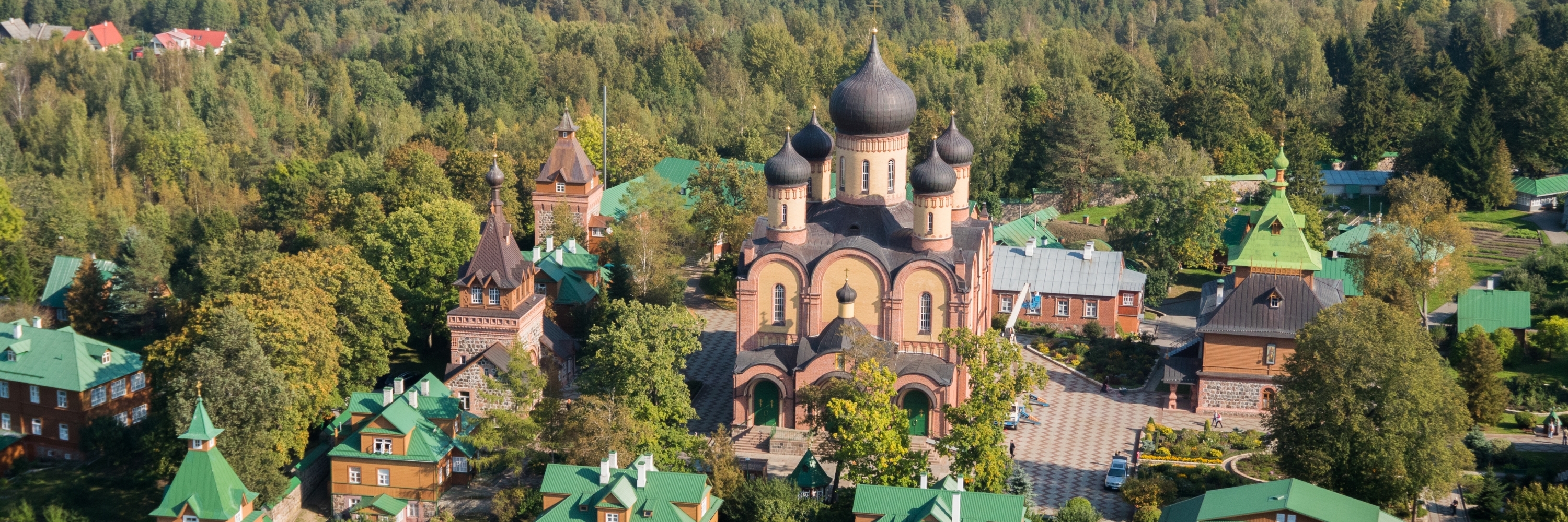 Tu viện Pühtitsa (Puhtitsa Stavropegial Holy Dormition Monastery)