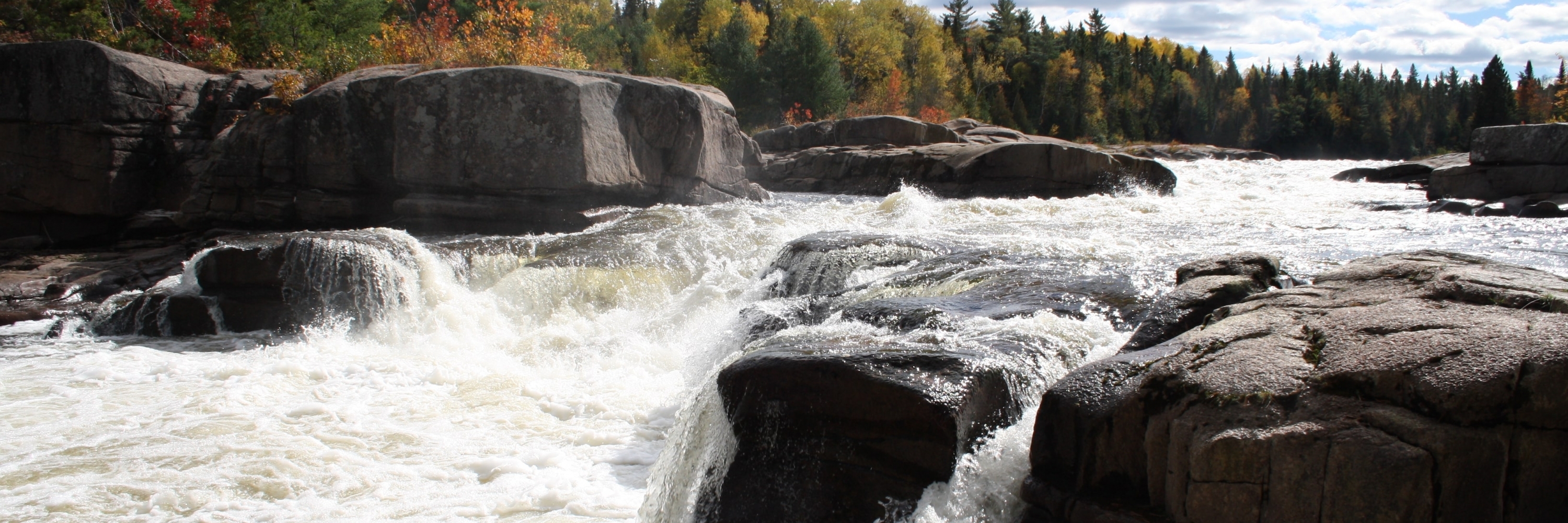 Thác Pabineau (Pabineau Falls)
