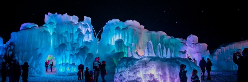 Lâu đài băng (Ice Castles)