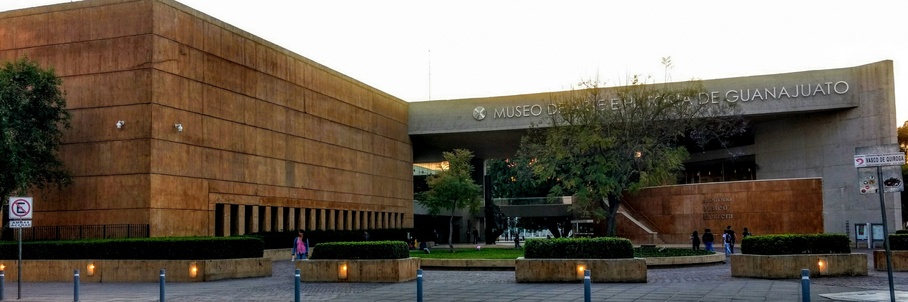 Museo de Arte E Historia de Guanajuato, Leon