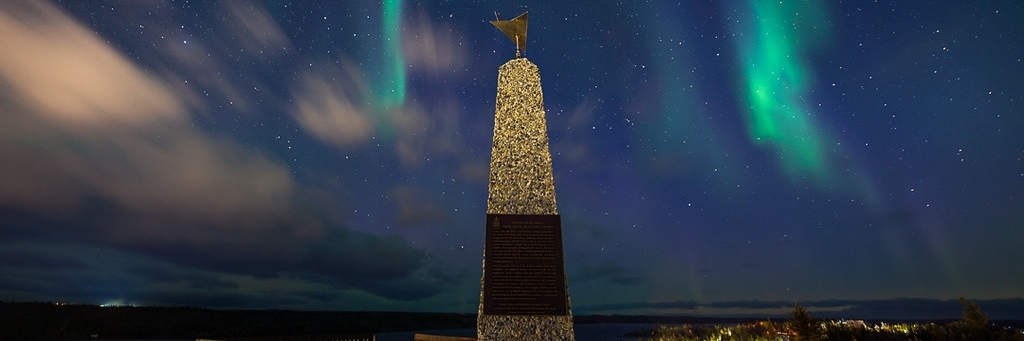 Tượng đài phi công (Pilot Monument)