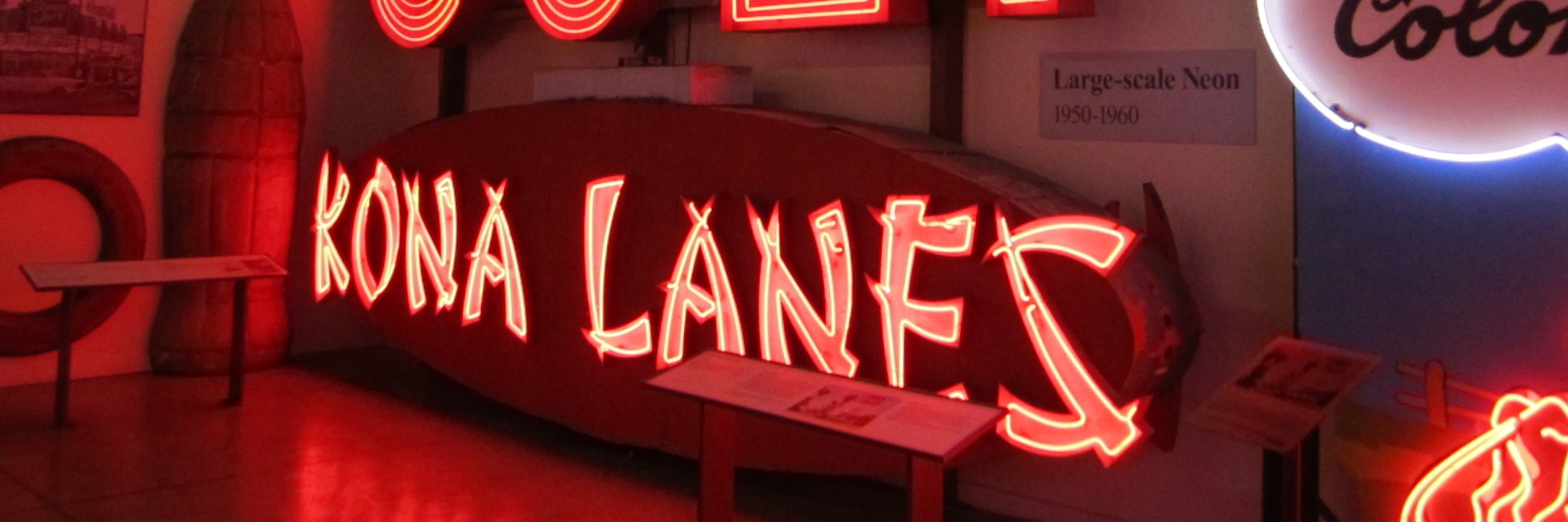 Bảo tàng Biển hiệu (American Sign Museum)