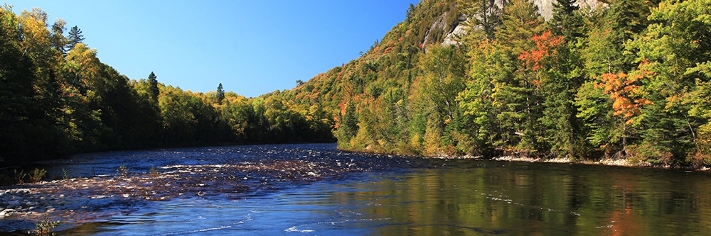 Công viên tỉnh hồ Superior (Lake Superior Provincial Park)
