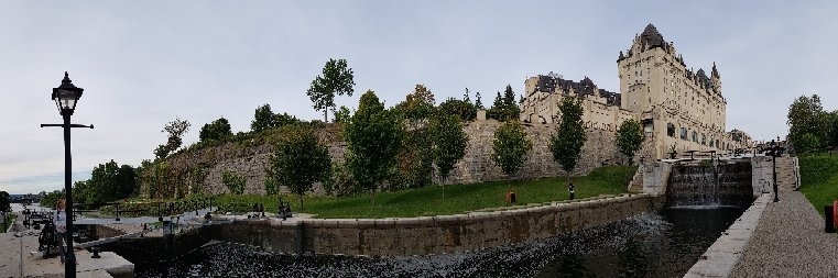 Kênh đào Rideau ( The Rideau Canal)