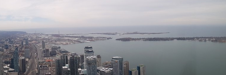 Tháp CN (CN Tower)