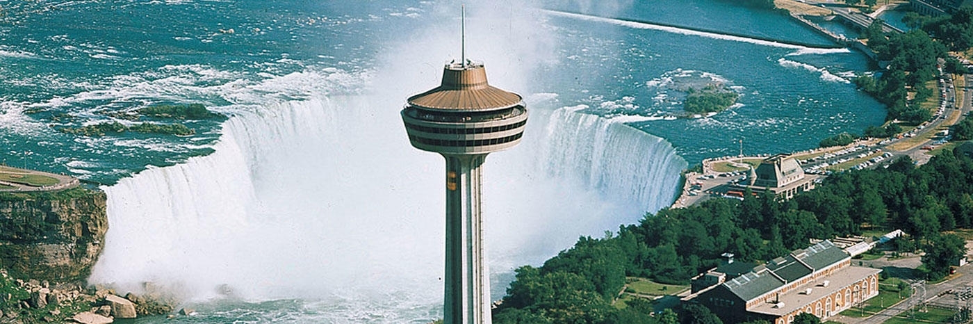 Tháp Skylon (Skylon Tower)