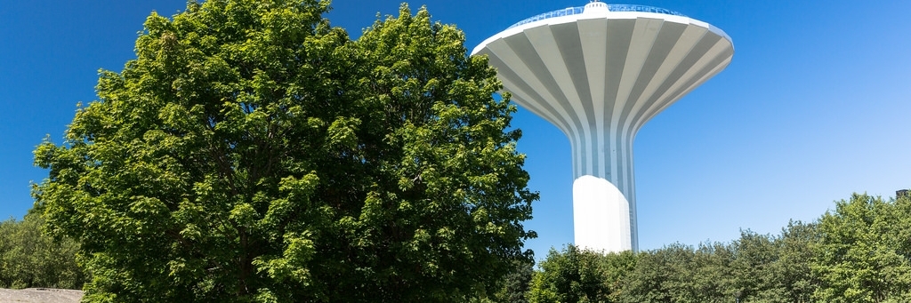 Tháp nước hình cây nấm (Mushroom water tower)