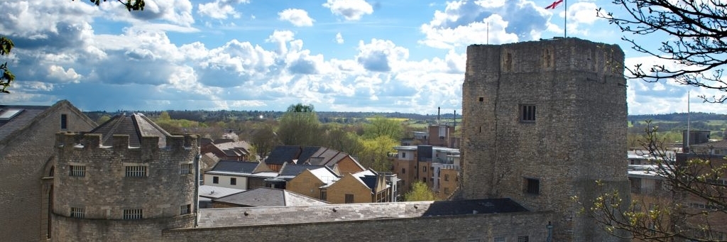 Lâu đài Oxford (Oxford Castle)