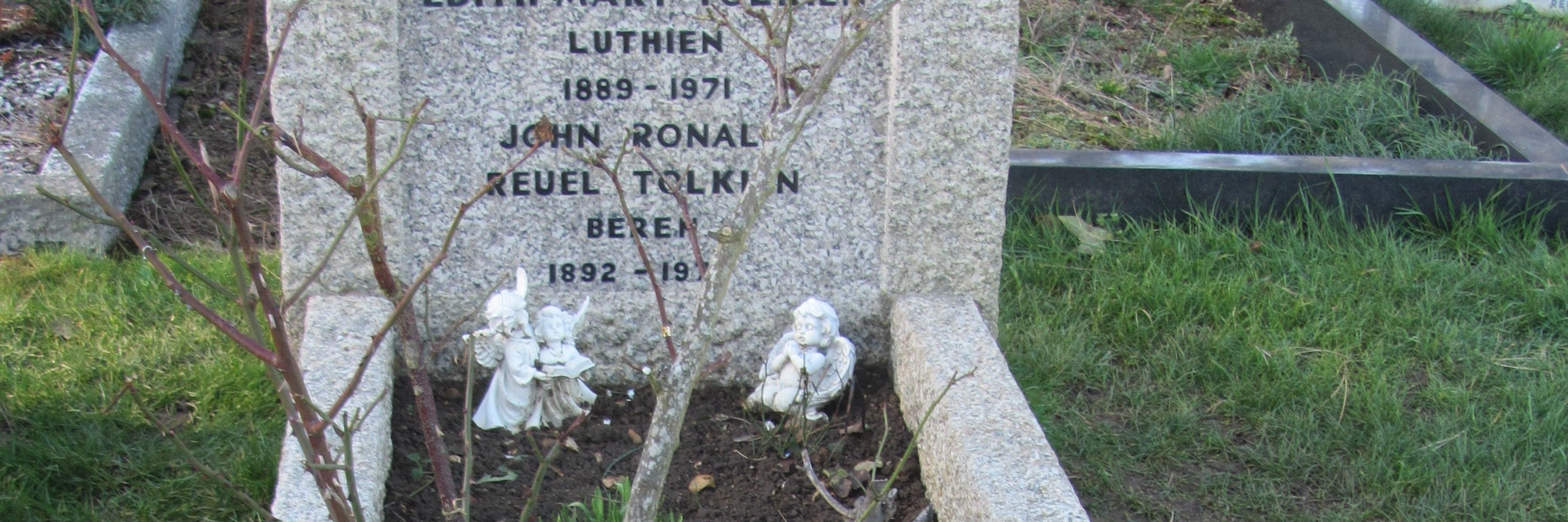 Nơi nghỉ ngơi của Tolkien (Tolkien’s Resting Place)