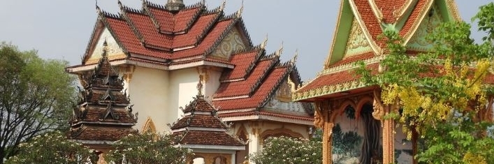 Chùa Pha Bat (Wat Phabat)
