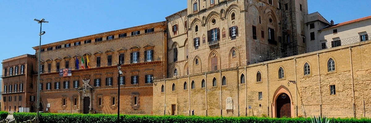 Cung điện Norman và tháp Palatine (Palazzo dei Normanni e Cappella Palatina)