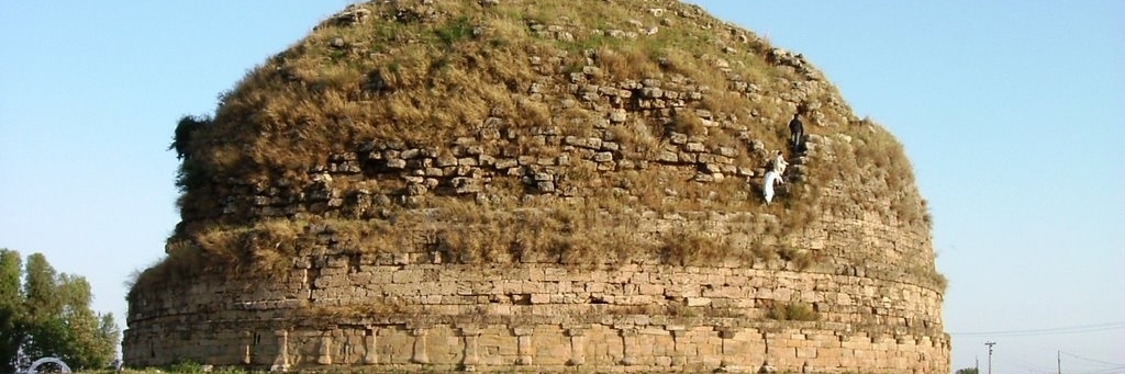 Bảo tháp Phật giáo (Buddhist Stupas)