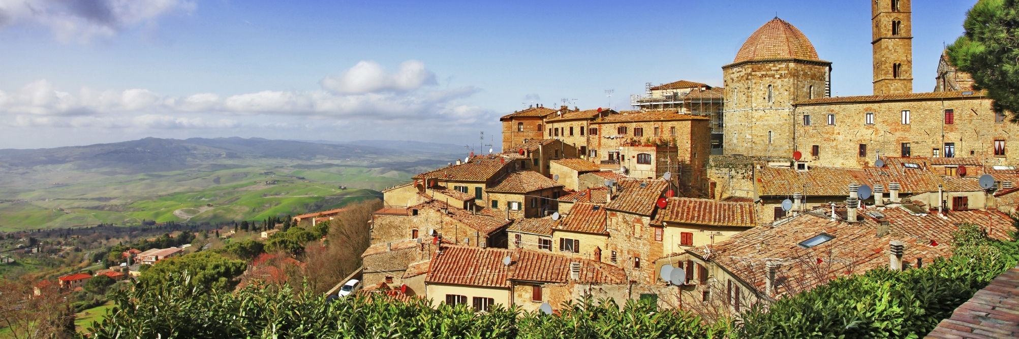 Thị trấn Volterra (Volterra Town)