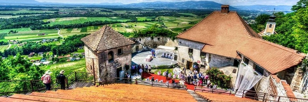 Lâu đài Vurberk (Vurberk Castle)