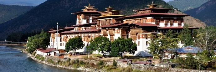 Cung điện thế kỷ 17 Punakha ( Punakha Dzong ) Punakha, Bhutan (Bhutan)