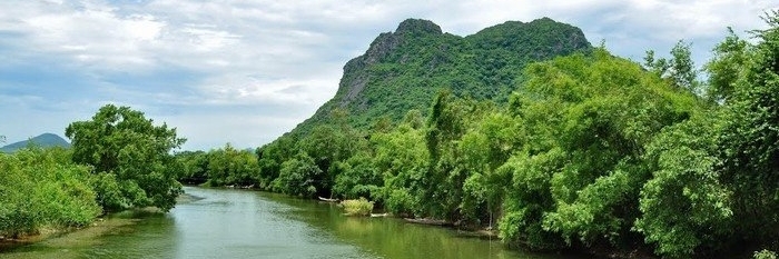 Núi Thần Đinh