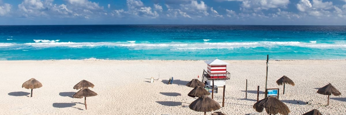 Bãi Biển Playa Delfines ( Playa Delfines Beach )