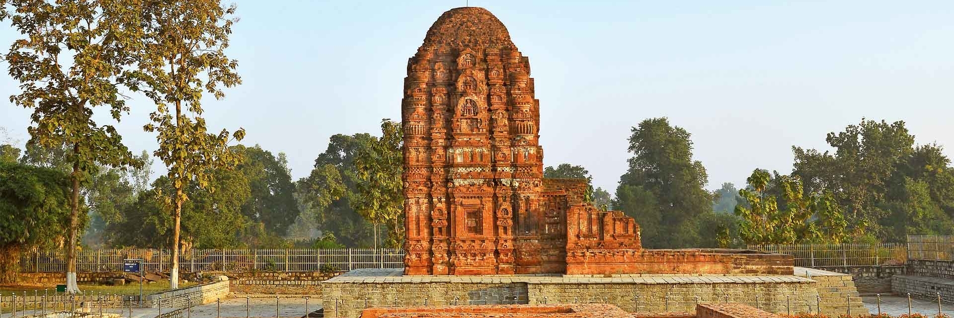 Đền Laxman (Laxman Temple)