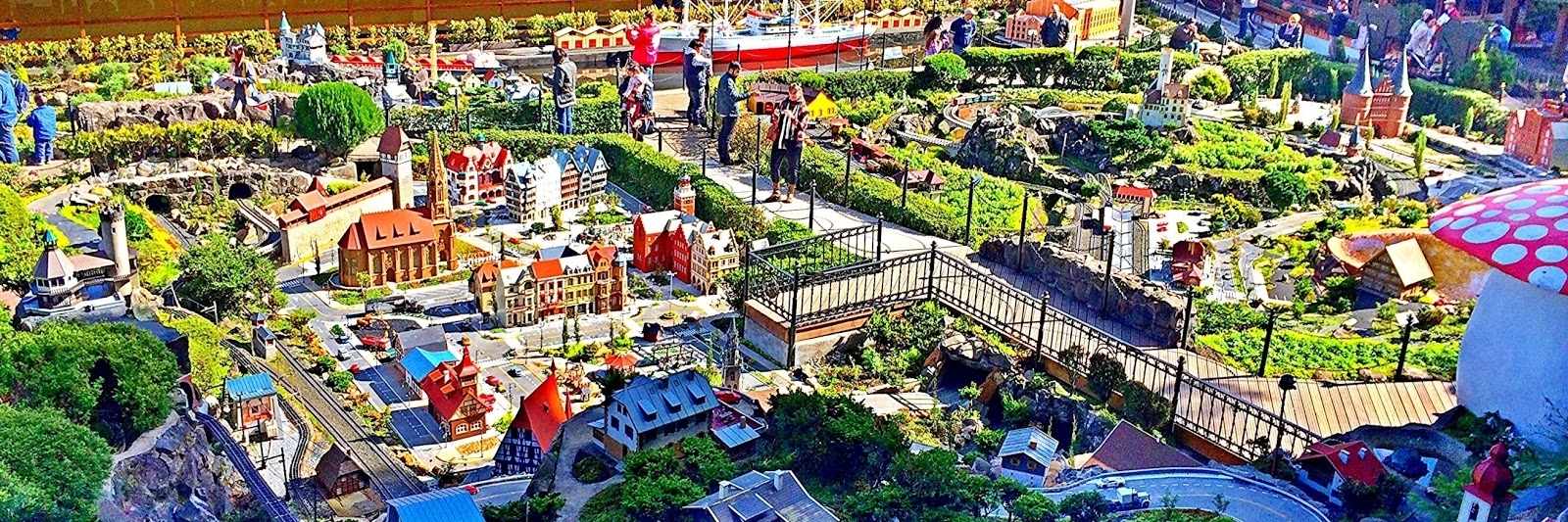 Thế giới thu nhỏ (Mini Mundo)