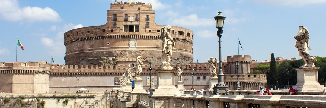 Cây Cầu La Mã ( Ponte SantAngelo )