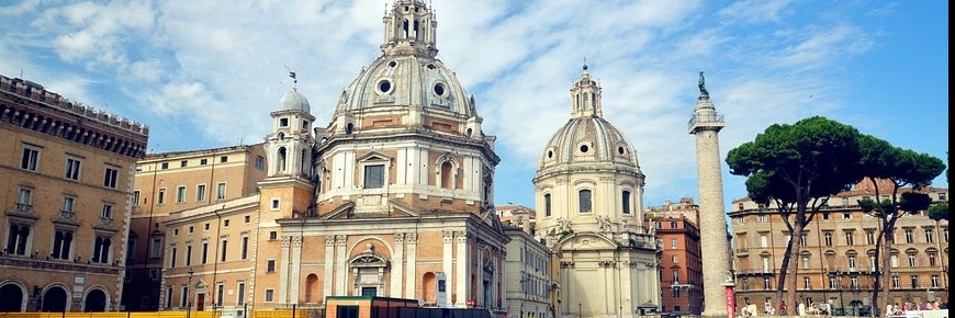 Cột Trajan (Trajan/Traiano Column) Rome, Italia (Ý)