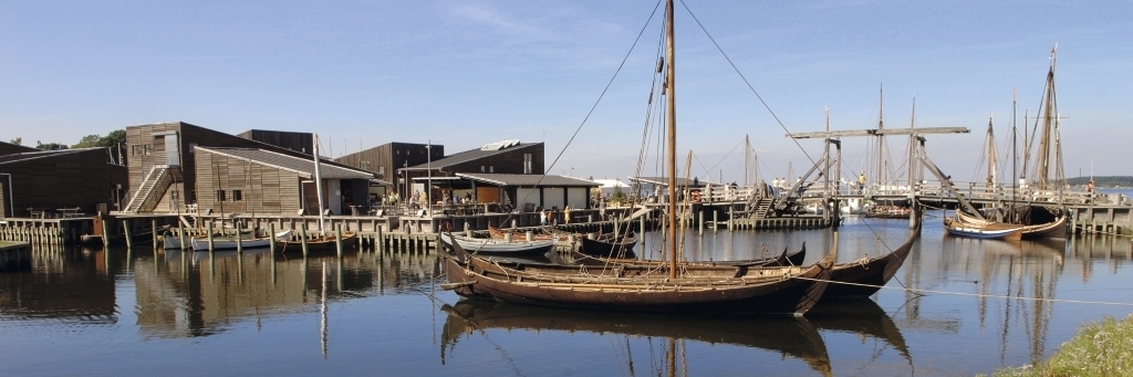 Bảo tàng tàu thuyền Viking (Viking Ship Museum)