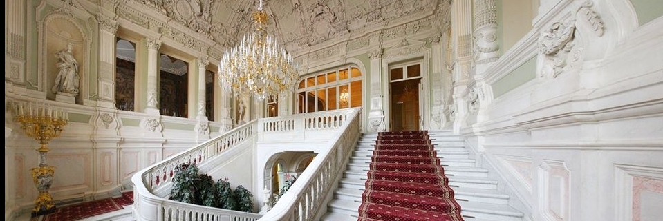 Cung điện Yusupov trên sông Moika (Yusupov Palace on Moika River)