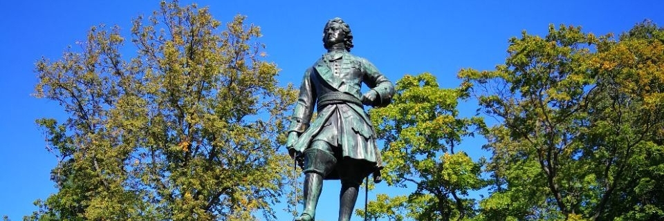 Đài tưởng niệm Peter Đại đế Người sáng lập Kronstadt (Monument to Peter the Great the Founder of Kronstadt)