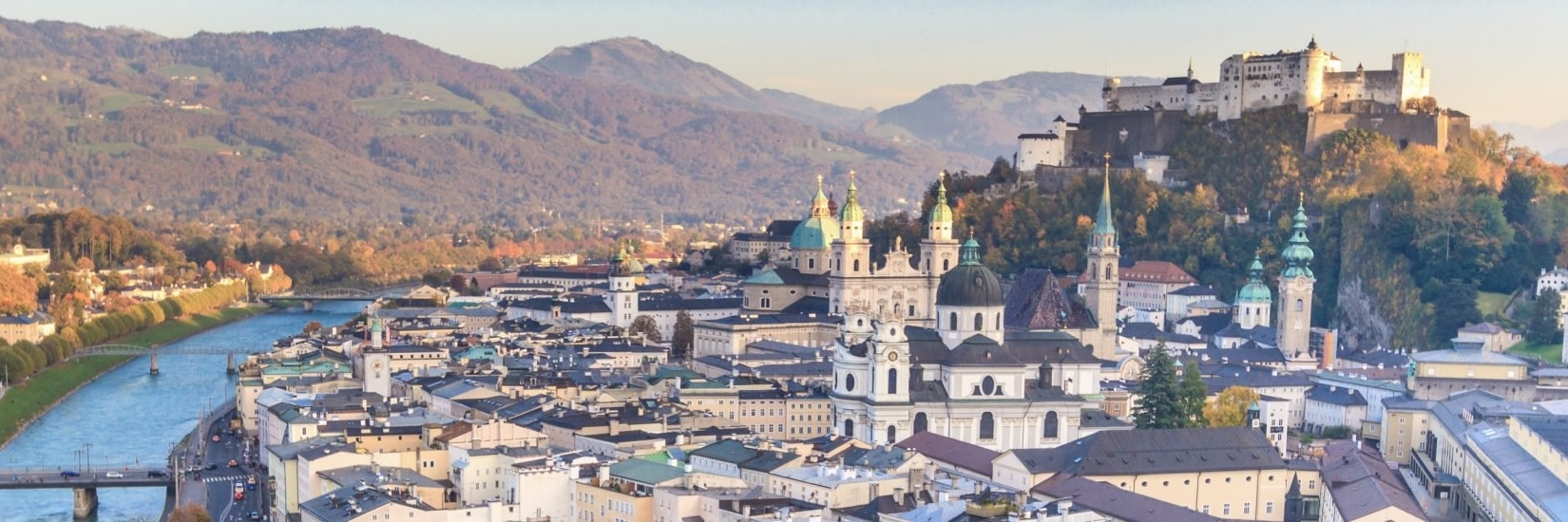 Khu phố cổ Slazburg (Old Town Salzburg)