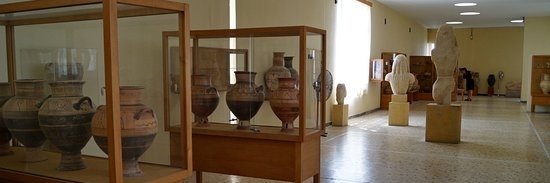 Bảo tàng khảo cổ Fira (Archeological Museum, Firá)