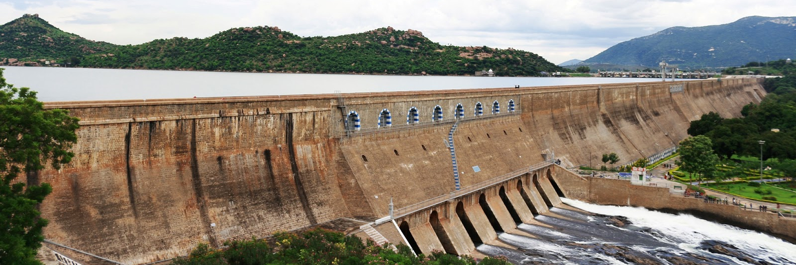 Đập Mettur (Mettur Dam)