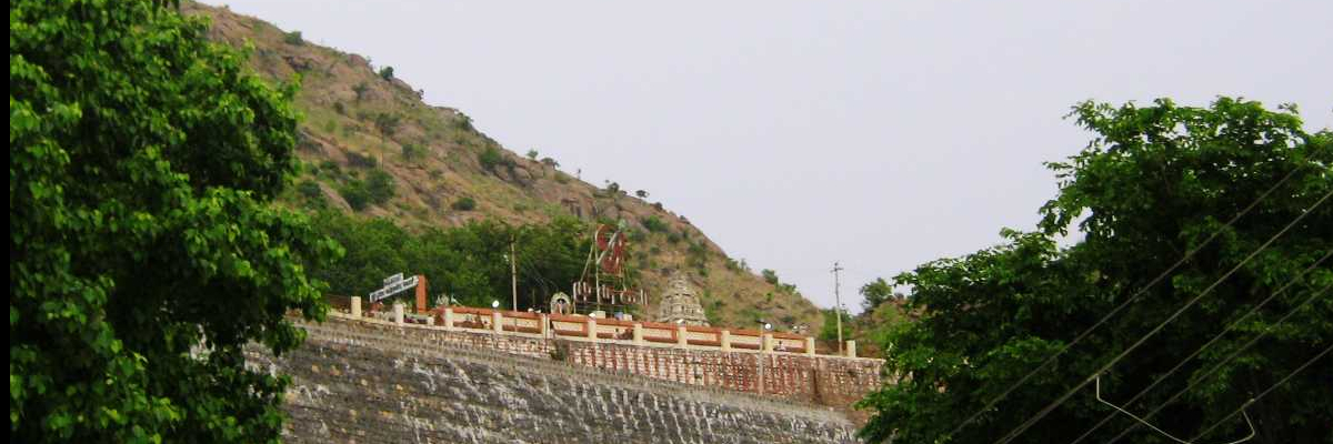 Đồi Oothumalai (Oothumalai Hill)