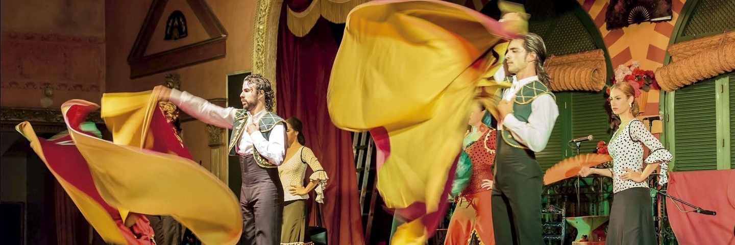 Cung điện Andaluz (El Palacio Andaluz)