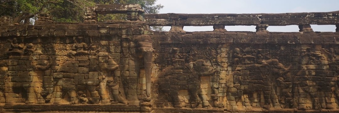 Đền Voi ( Terrace of the Elephants )