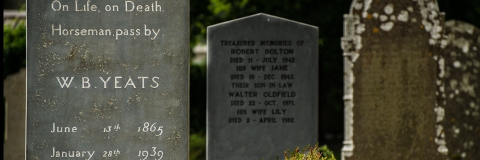 Mộ phần của William Butler Yeats (Yeats’ tomb)