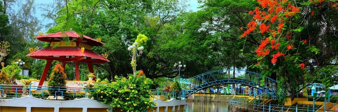 Hồ Nước Ngọt (Freshwater Lake)