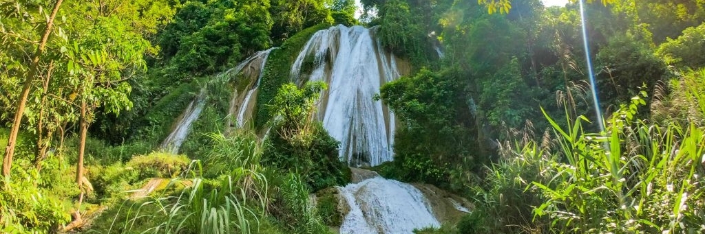 Thác Tạt Nàng
